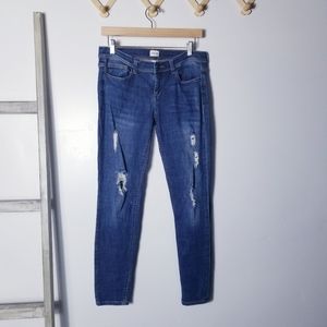SNEAK PEEK DISTRESSED JEANS SIZE 7